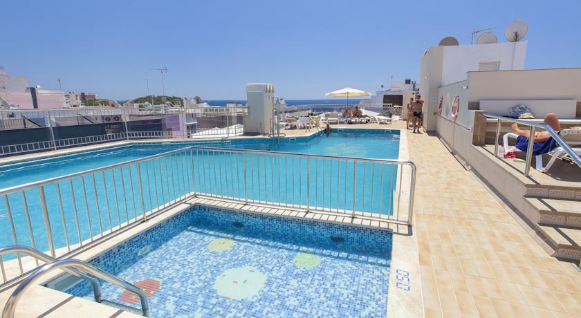 Aparthotel Duquesa Playa Santa Eulária des Riu Exterior foto