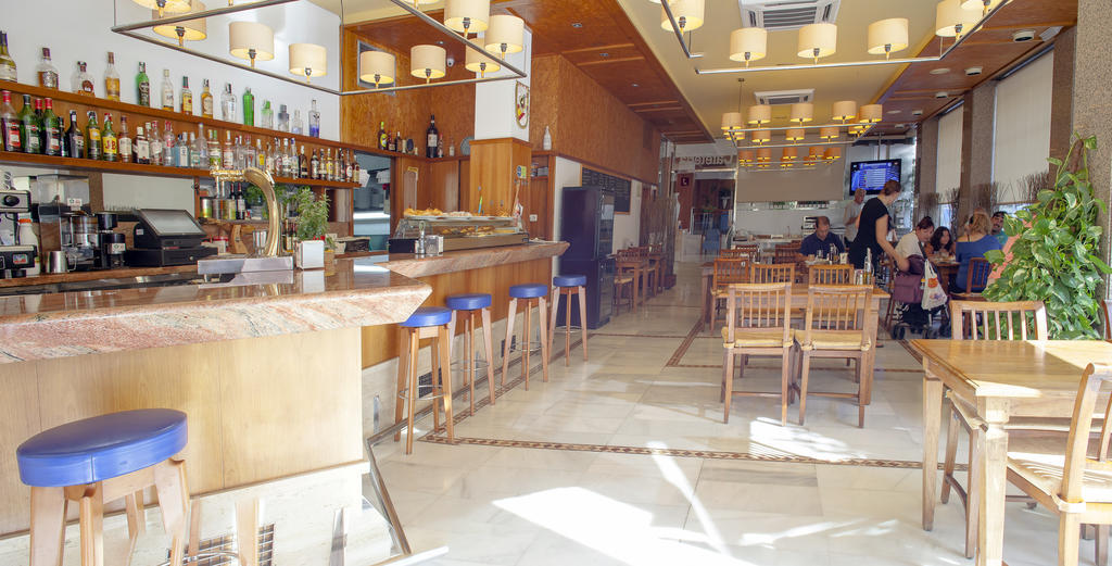 Aparthotel Duquesa Playa Santa Eulária des Riu Exterior foto